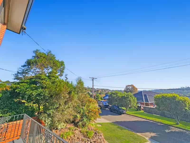 Stunning Fully Renovated Apartment for Rent