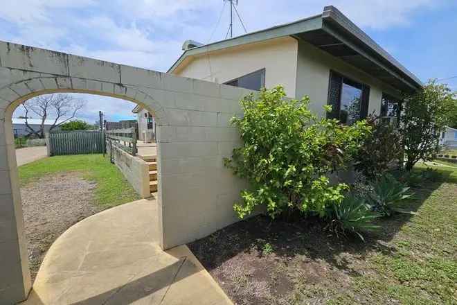 House For Sale in Ayr, Queensland