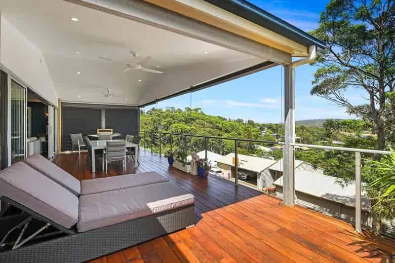 Real Estate For Lease - 16 Vista Avenue - Copacabana , NSW