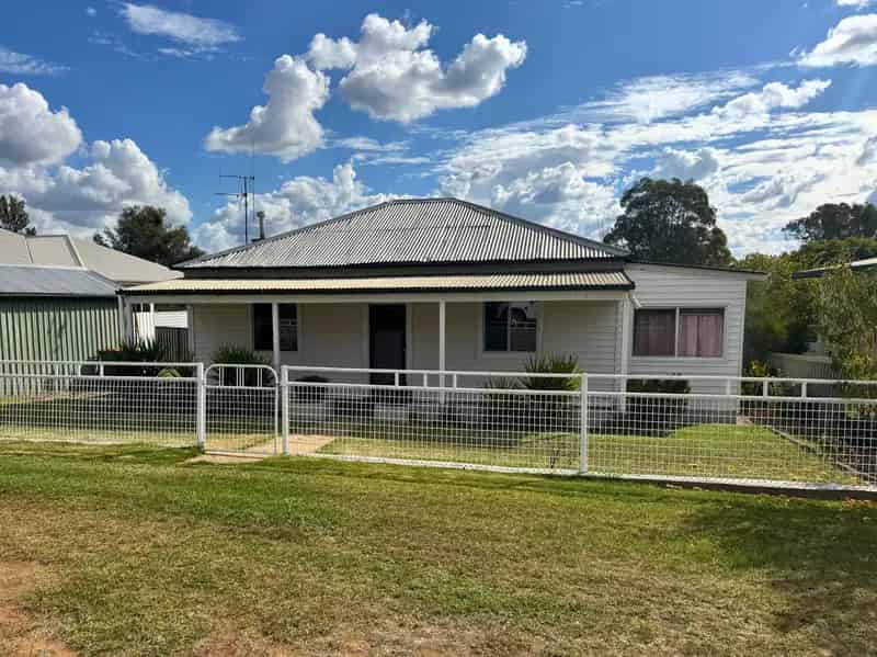 Comfortable living in a convenient location