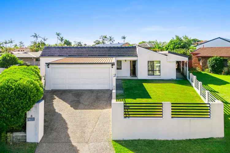 Massive family home. Elevated 787m2 quiet position. Walk to Sunnybank Hills Shoppingtown & Calamvale Central!