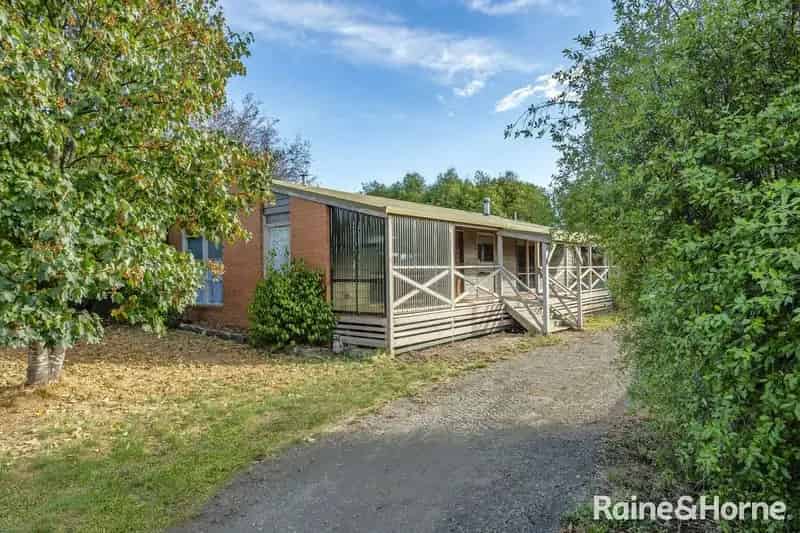 House For Sale , 18, Windridge Way, Kyneton, Victoria