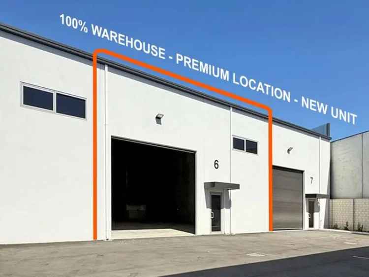 Malaga Warehouse 210sqm 3 Phase Power High Truss Roller Door Car Bays