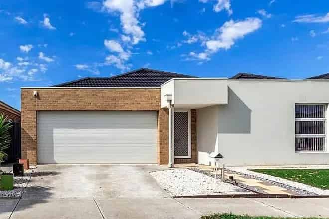 House For Rent , 148, Inverell Parkway, Melbourne, Victoria