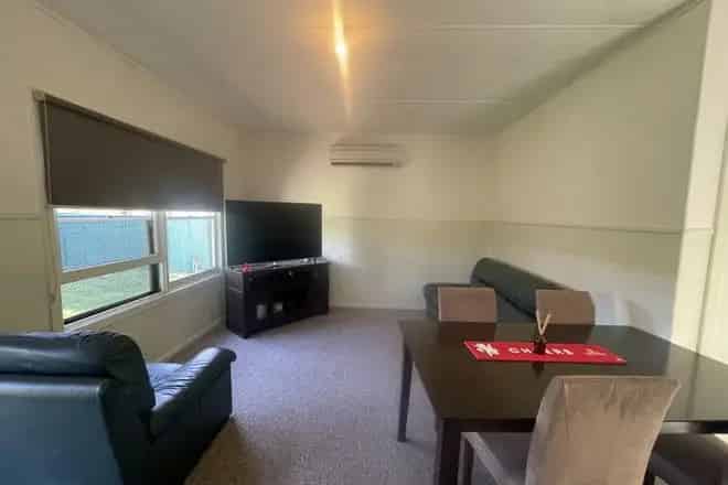 Apartment For Rent , Alpine Shire, Victoria