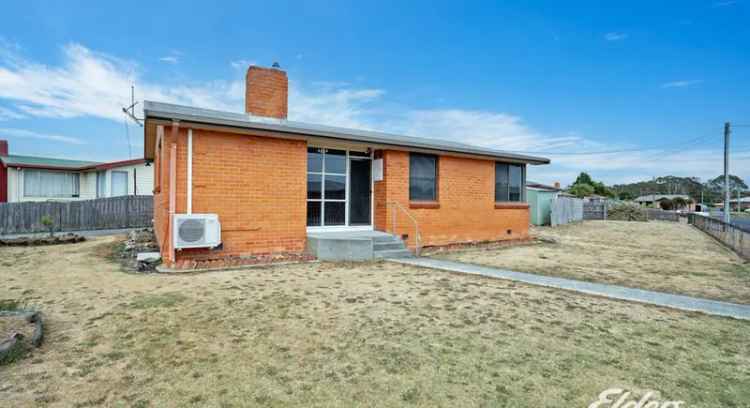 Buy Immaculate Brick Home 3 Bedrooms Convenient Location