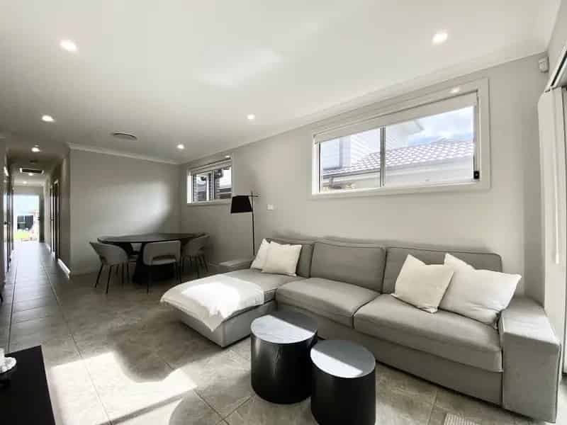 A Modern Beauty!