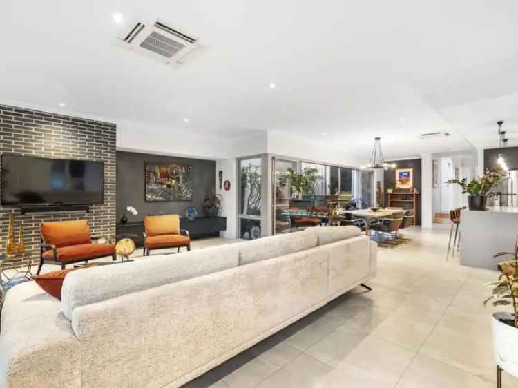 House For Sale in Town of Cambridge, Western Australia