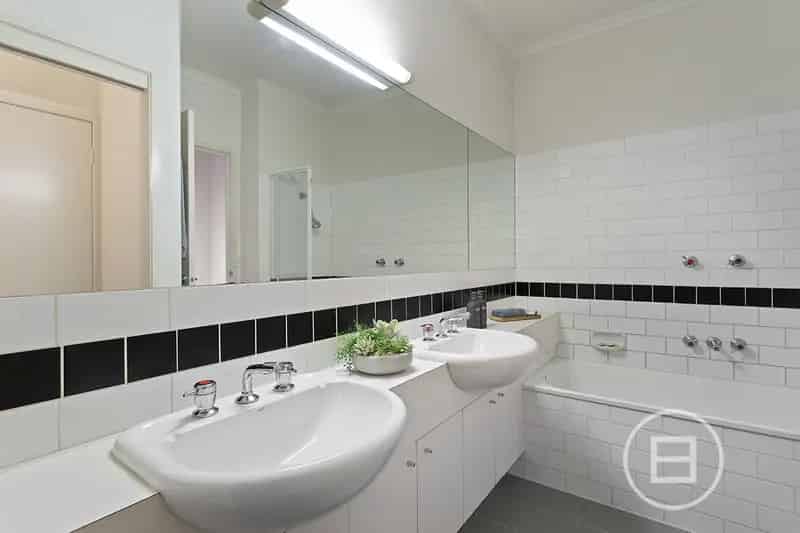 Buy townhouse in Coventry Gardens with outdoor entertaining area
