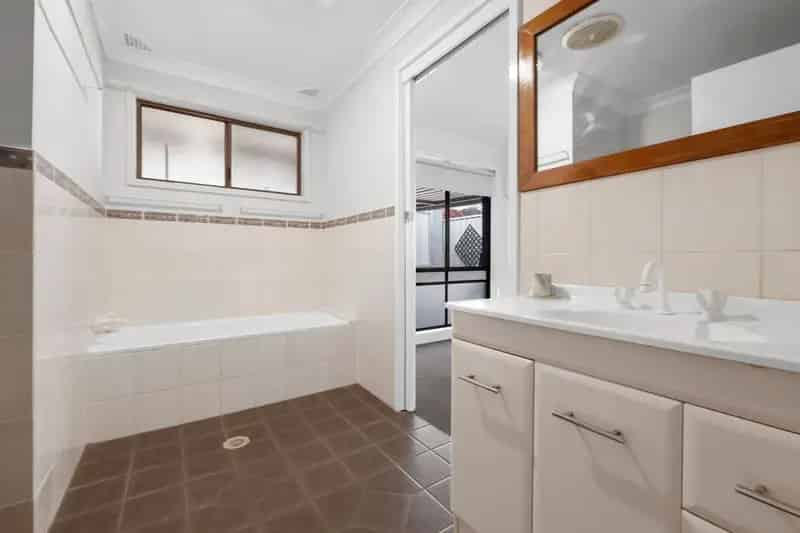 Real Estate For Lease - 1/13 Grose Vale Road - North Richmond , NSW