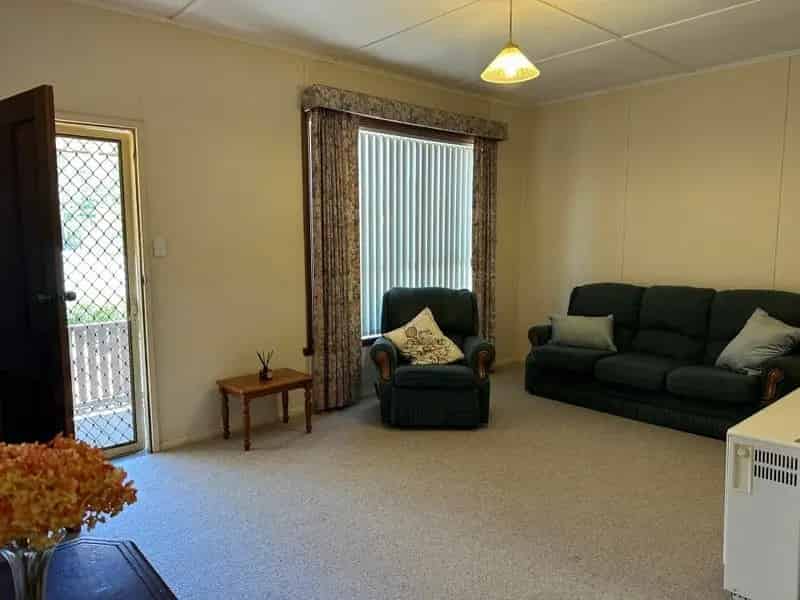 Comfortable Weatherboard Home in a Premier Location