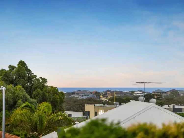 House For Sale in City of Joondalup, Western Australia