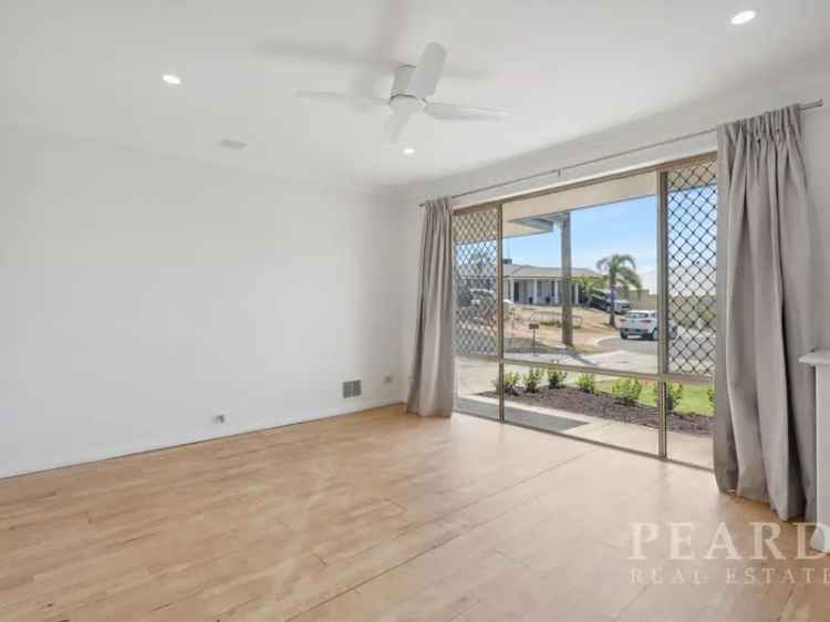 Renovated Quinns Rocks Family Home - Close to Beaches