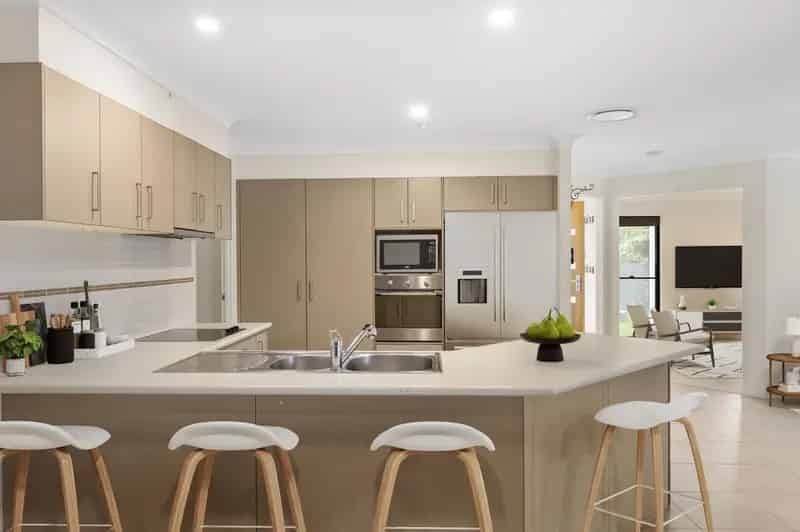 Real Estate For Sale - 10 Coach Way - Upper Coomera , QLD