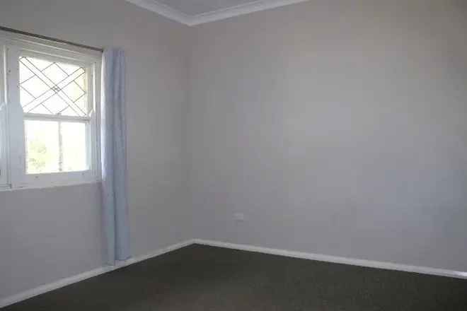 House For Rent in Bathurst, New South Wales