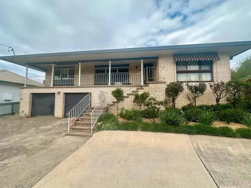 Large Family Home In A Great Location