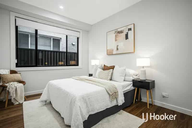 House For Rent , 8, Avens Court, Sydney, New South Wales