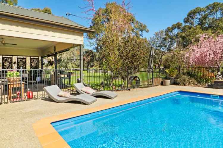 Buy Luxurious Country Home in Mansfield with Mt Buller Views