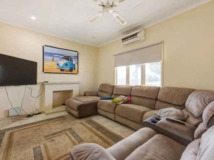 House For Sale in Geraldton, Western Australia