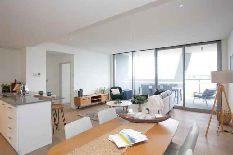 MYVISTA Apt 5: Modern 2-Bed, 2-Bath Apartment with Wheelchair Access