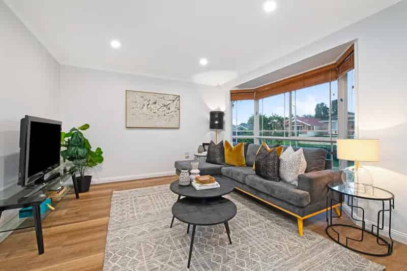 AUCTION ON-SITE Sunday 25th May 11am