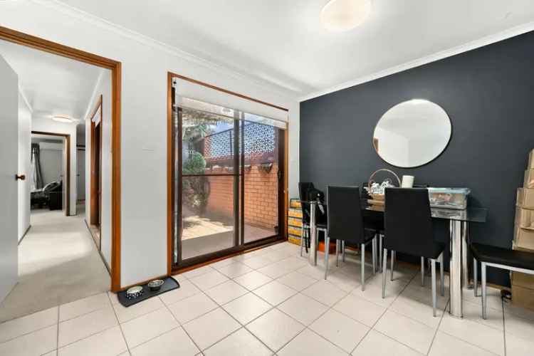 House For Sale in District of Woden Valley, Australian Capital Territory