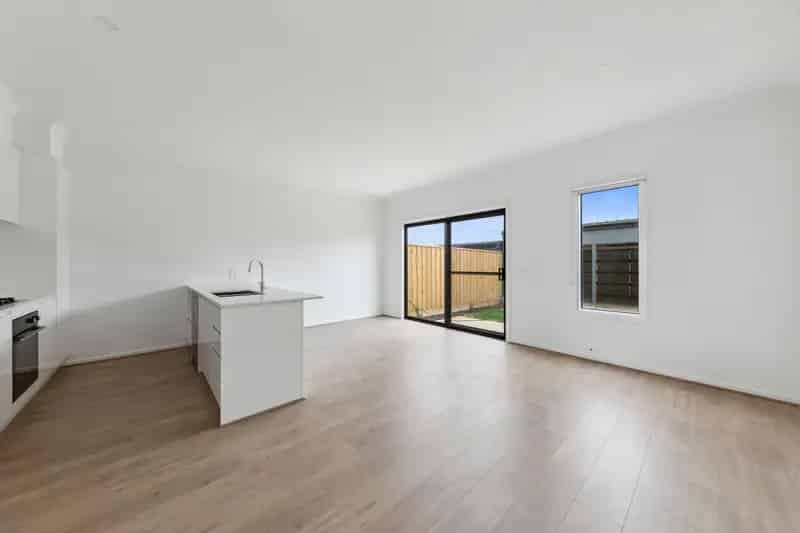 BRAND NEW TOWNHOUSE IN A PRIME LOCATION