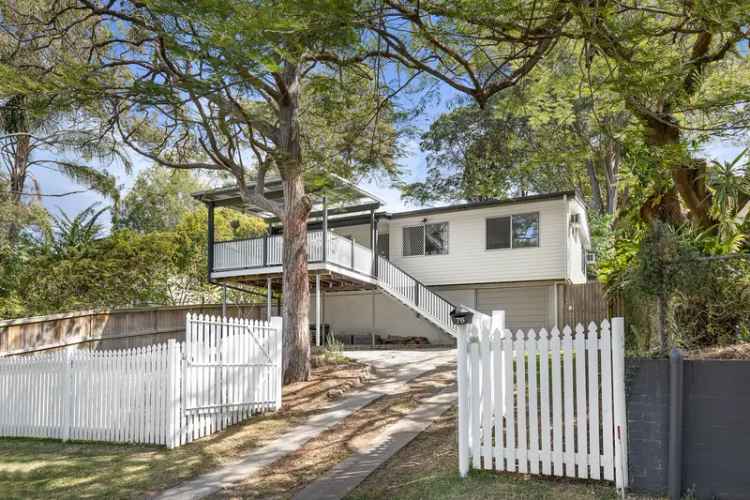 Family Home in Alderley near Kedron Brook and Grange Forrest Park