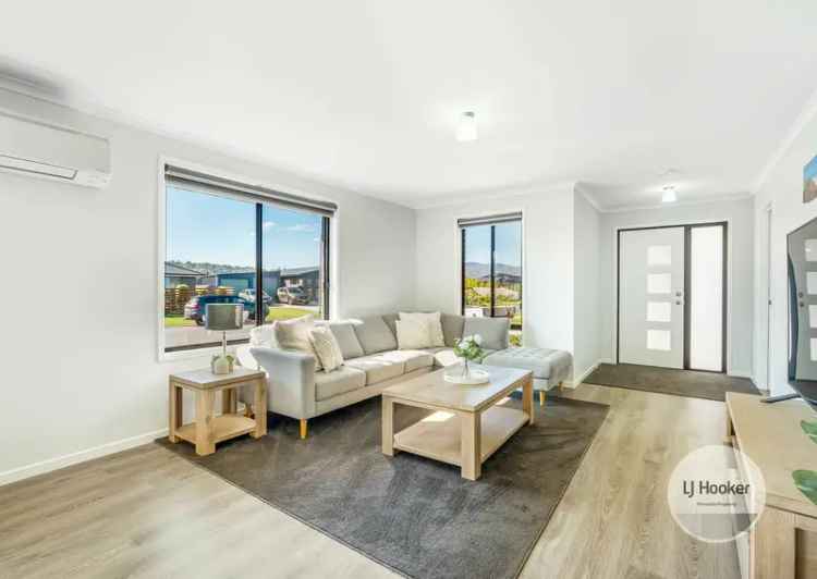 House For Sale in Hobart, Tasmania