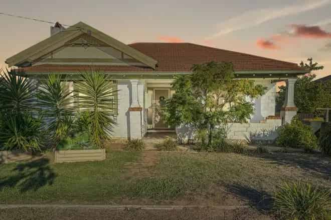 House For Sale , 230, Gladstone Street, Maryborough, Victoria