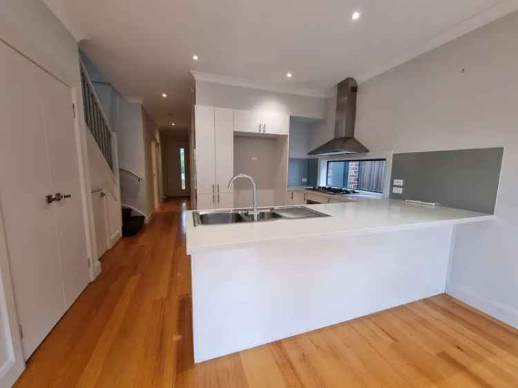 1/37 Margaret Street, Clayton VIC 3168 - House For Lease