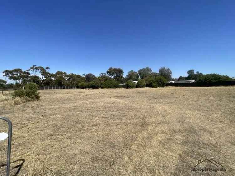 4146m2 Block Dimboola Two Titles Ready to Build