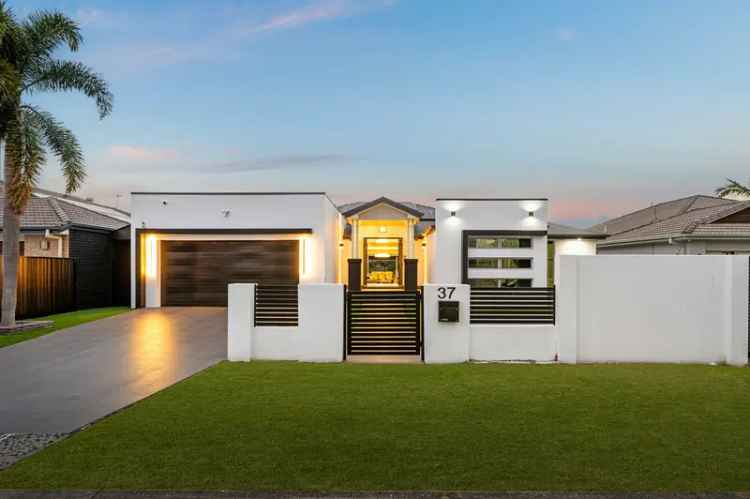 Sell Waterfront Estate with Panoramic Coomera River Views