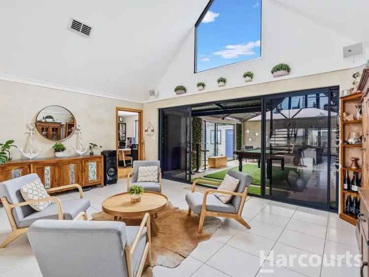 House For Sale in City of Mandurah, Western Australia