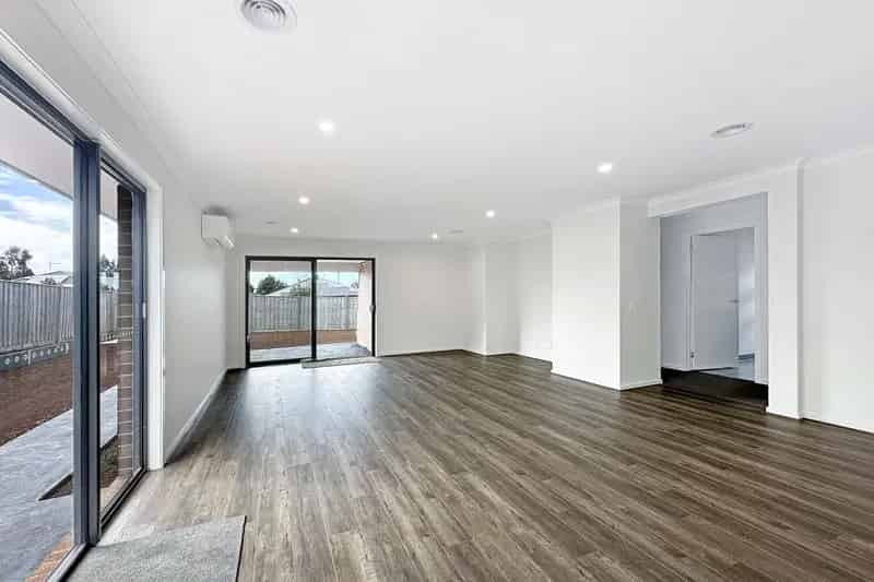 Buy 4 Bedroom House in Copeland Views Estate with Modern Features