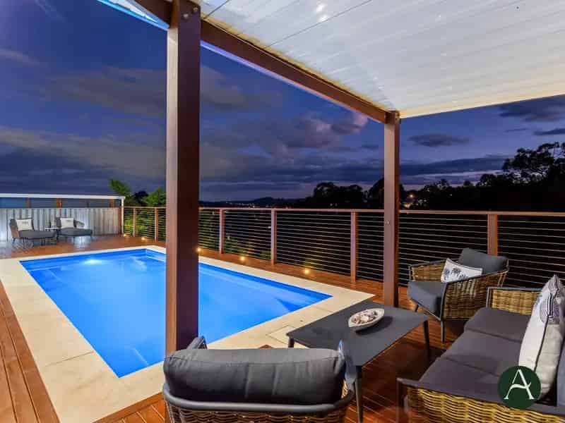 Contemporary Highland Reserve Oasis Capturing an Impressive Skyline Panorama & Unrivalled Outdoor Appeal!