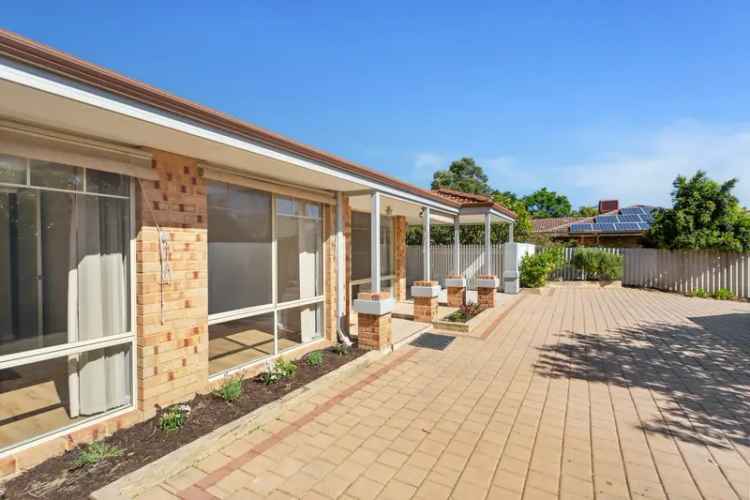 Bassendean 3 Bed Home Near Train Station and Shops