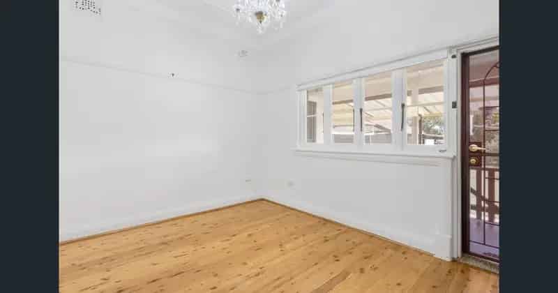Stunning 3-Bedroom Family Home in Belmore