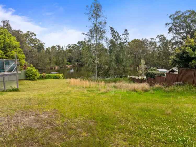 Real Estate For Sale - 10 McKellar Boulevard - Blue Haven , NSW