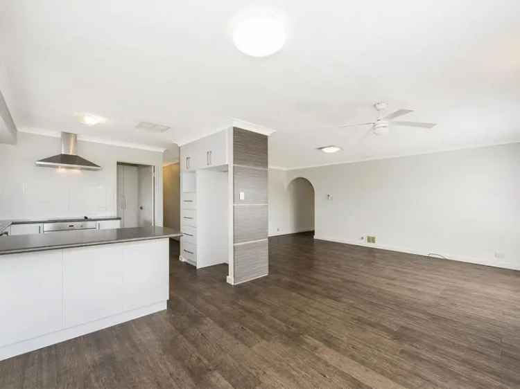 House For Sale in City of Mandurah, Western Australia