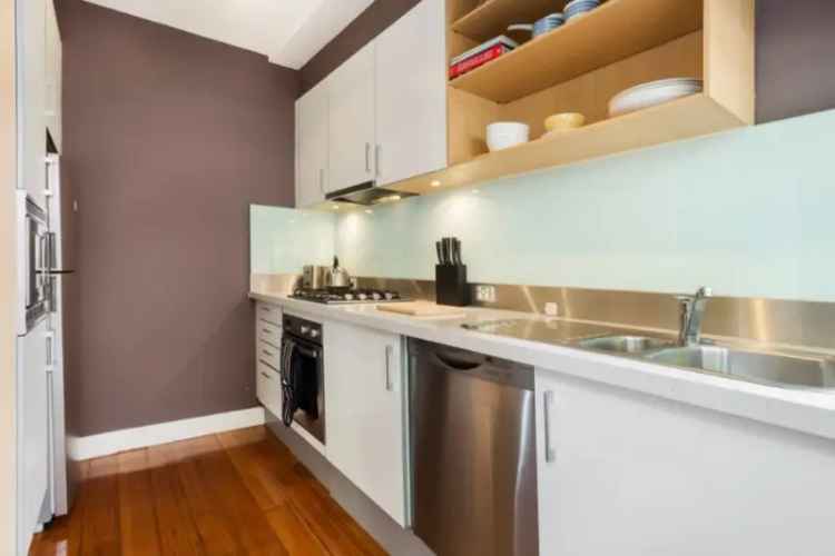 Apartment For Rent in Melbourne, Victoria