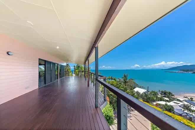 House For Sale , Cannonvale, Queensland