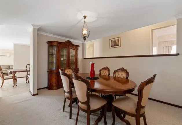 4 Bedroom House For Sale Kardinya Somerville Estate