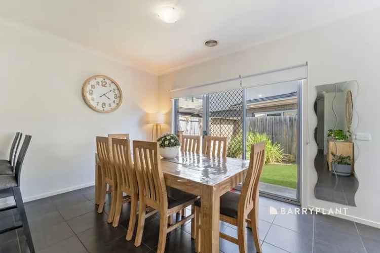 Move in to Moondarra