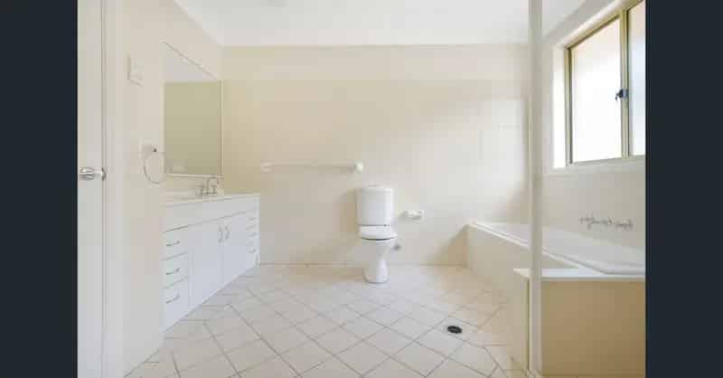 Real Estate For Lease - 2/6 Ryan Street - Balgownie , NSW