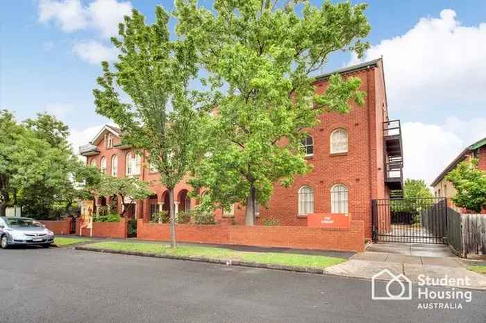 Spacious Student Apartments near Greville Street and Chapel Street