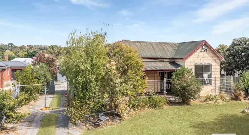 House For Sale , 72, Somerville Street, Bendigo, Victoria