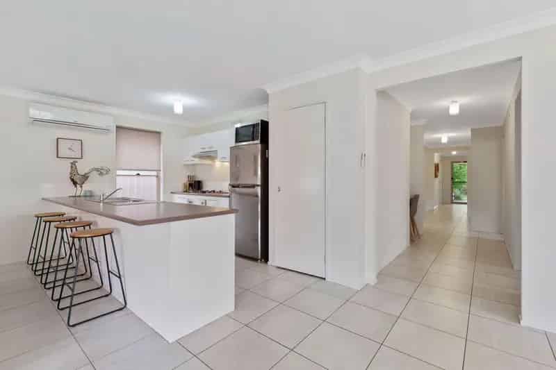 Real Estate For Lease - 34 Reynolds Street - Spring Farm , NSW