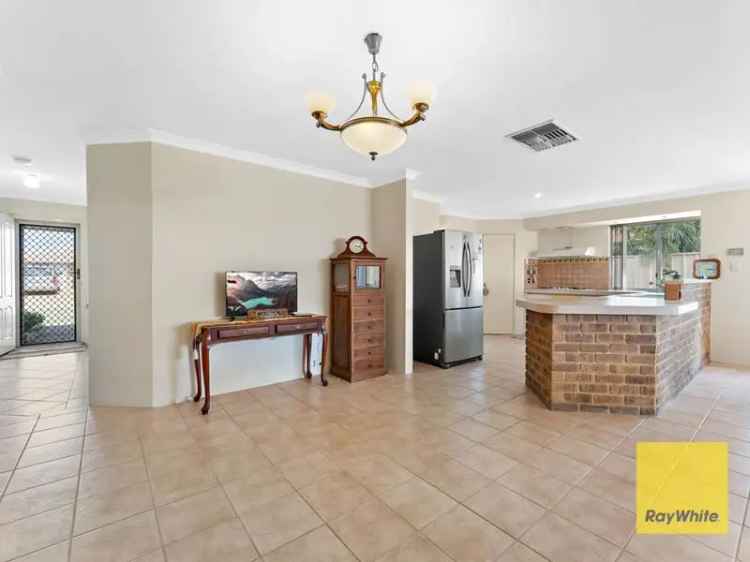 House For Sale in City of Gosnells, Western Australia