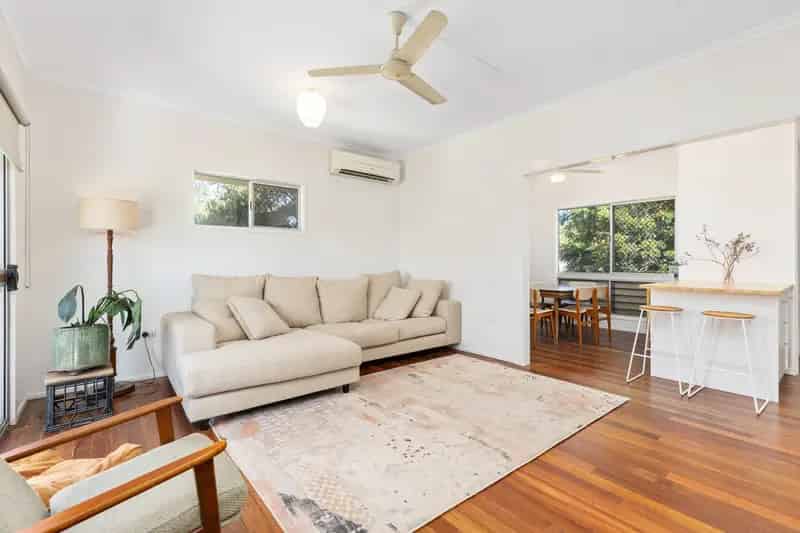 FANTASTIC FIRST HOME